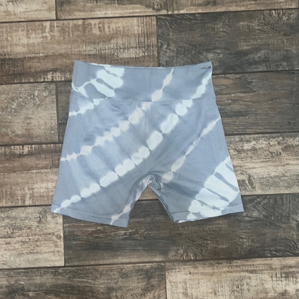VS PINK active gray tie dye shorts